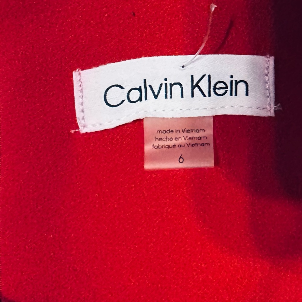 Calvin Klein
Women's Bow-Trim Boat-Neck Sheath Dress Size 6 NEW WITH TAGS RED - Picture 8 of 10